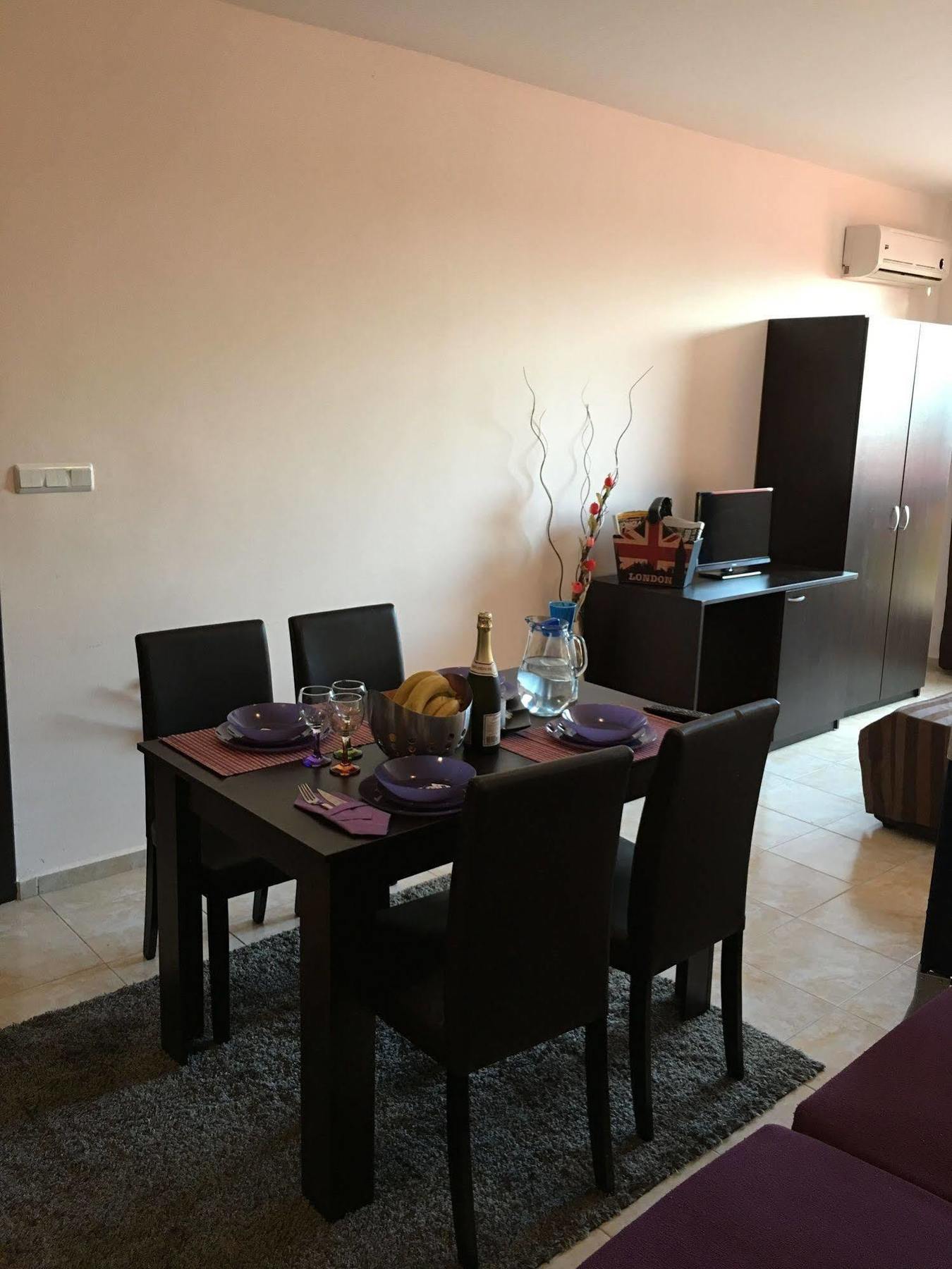 Arizona Del Mar Apartment Pomorie Exterior photo